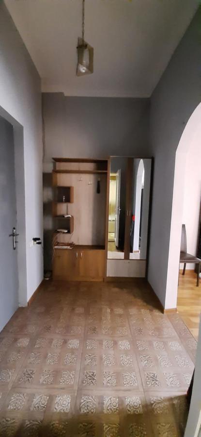 Apartment On Aleksandr Pushkin Street Tiflis Dış mekan fotoğraf