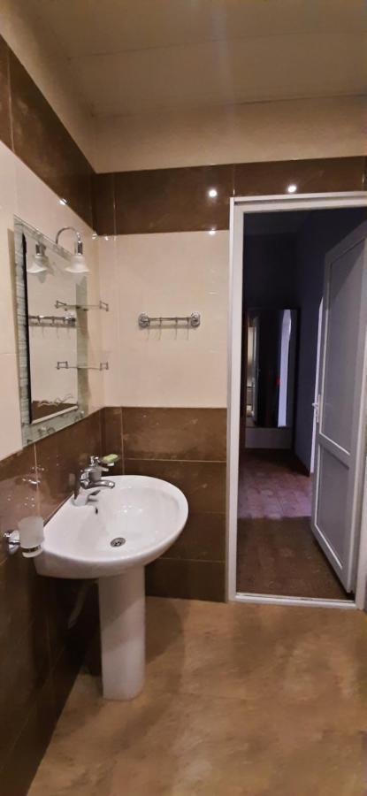 Apartment On Aleksandr Pushkin Street Tiflis Dış mekan fotoğraf